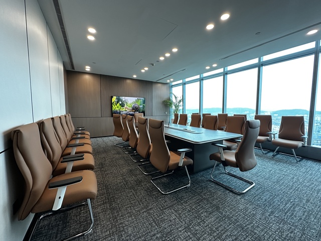 The Exchange 106 @ TRX photo