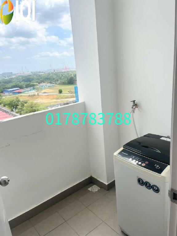 Meridin Bayvue Apartmenthas  image