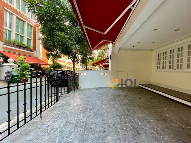 For Sale Townhome Baan Klang Krung Thonglor  image