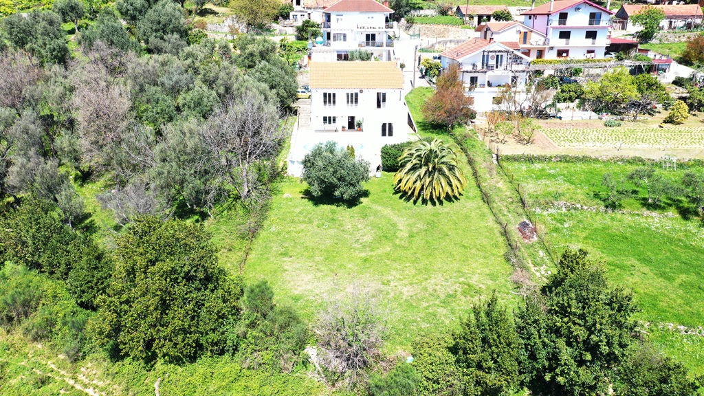 Charming Family House with Pool, Green Yard & Stunning Sea Views image