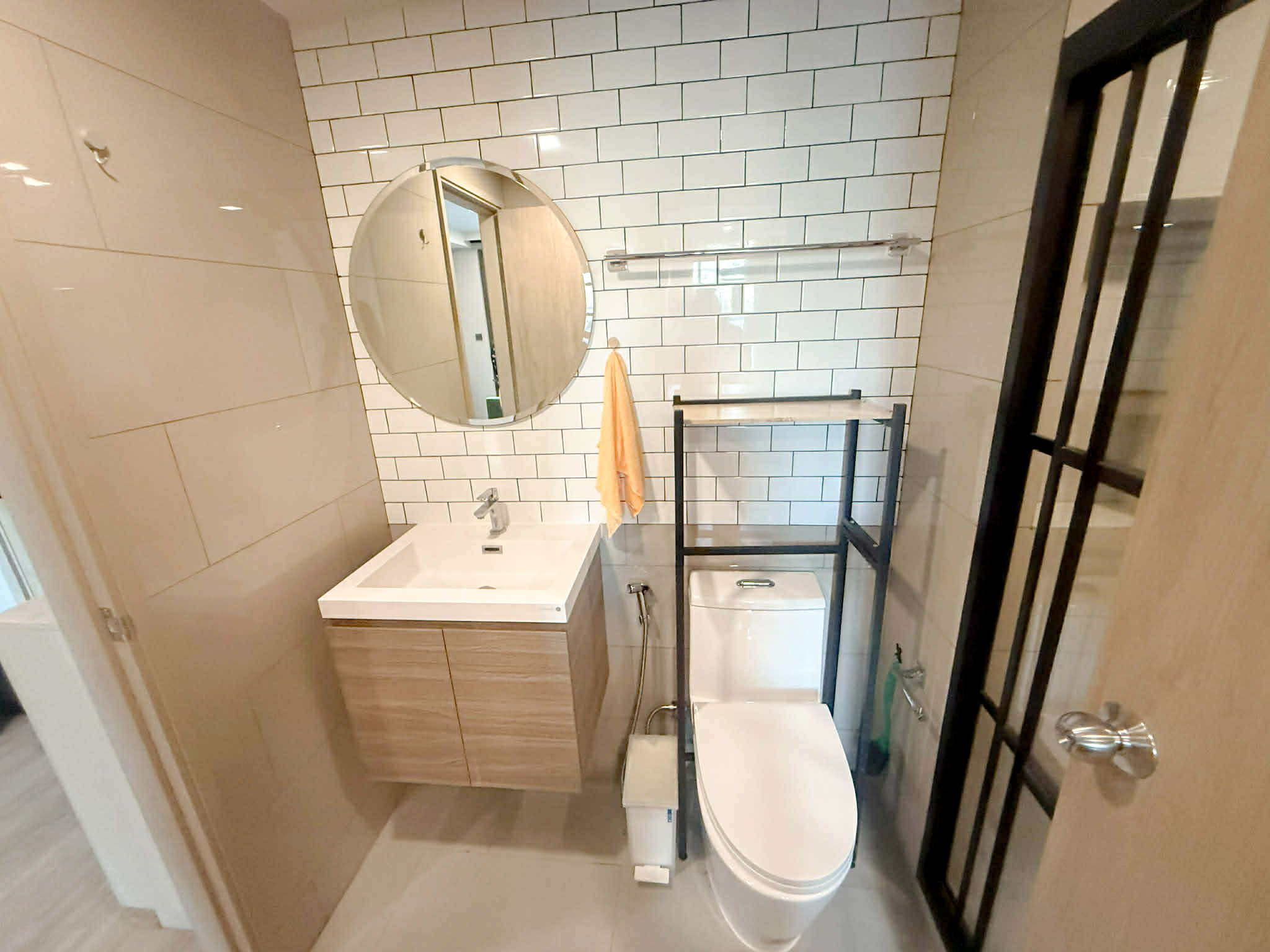 For Sale Maestro 19 Ratchada 19 – Pool View image