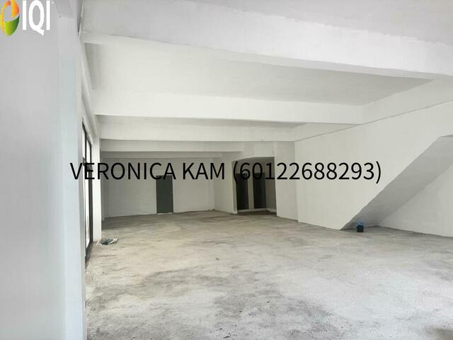 JALAN 23/70A-31/70A DESA SRI HARTAMAS, KL image