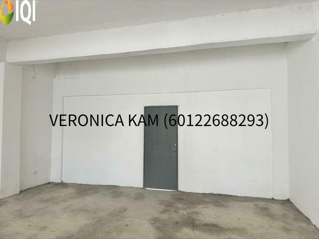 JALAN 23/70A-31/70A DESA SRI HARTAMAS, KL image