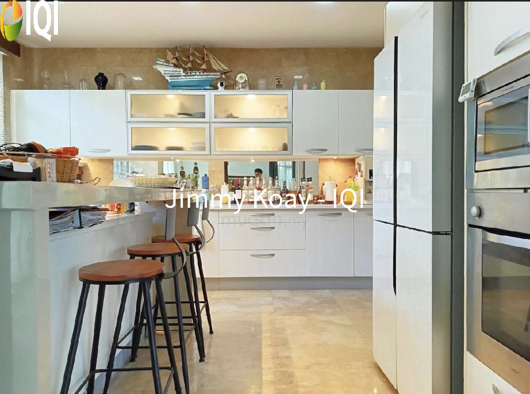 3.5-Storey Endlot Bungalow @ Changkat Kiara Surya image