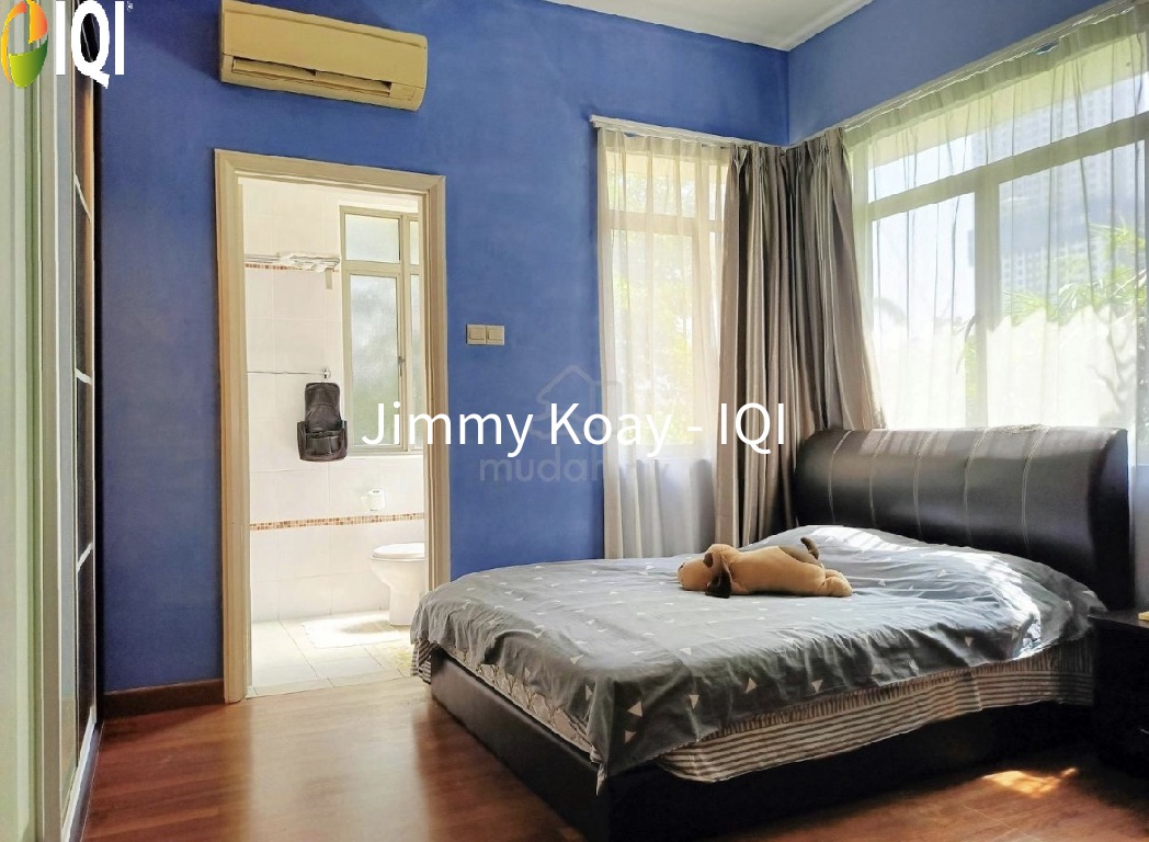 3.5-Storey Endlot Bungalow @ Changkat Kiara Surya image