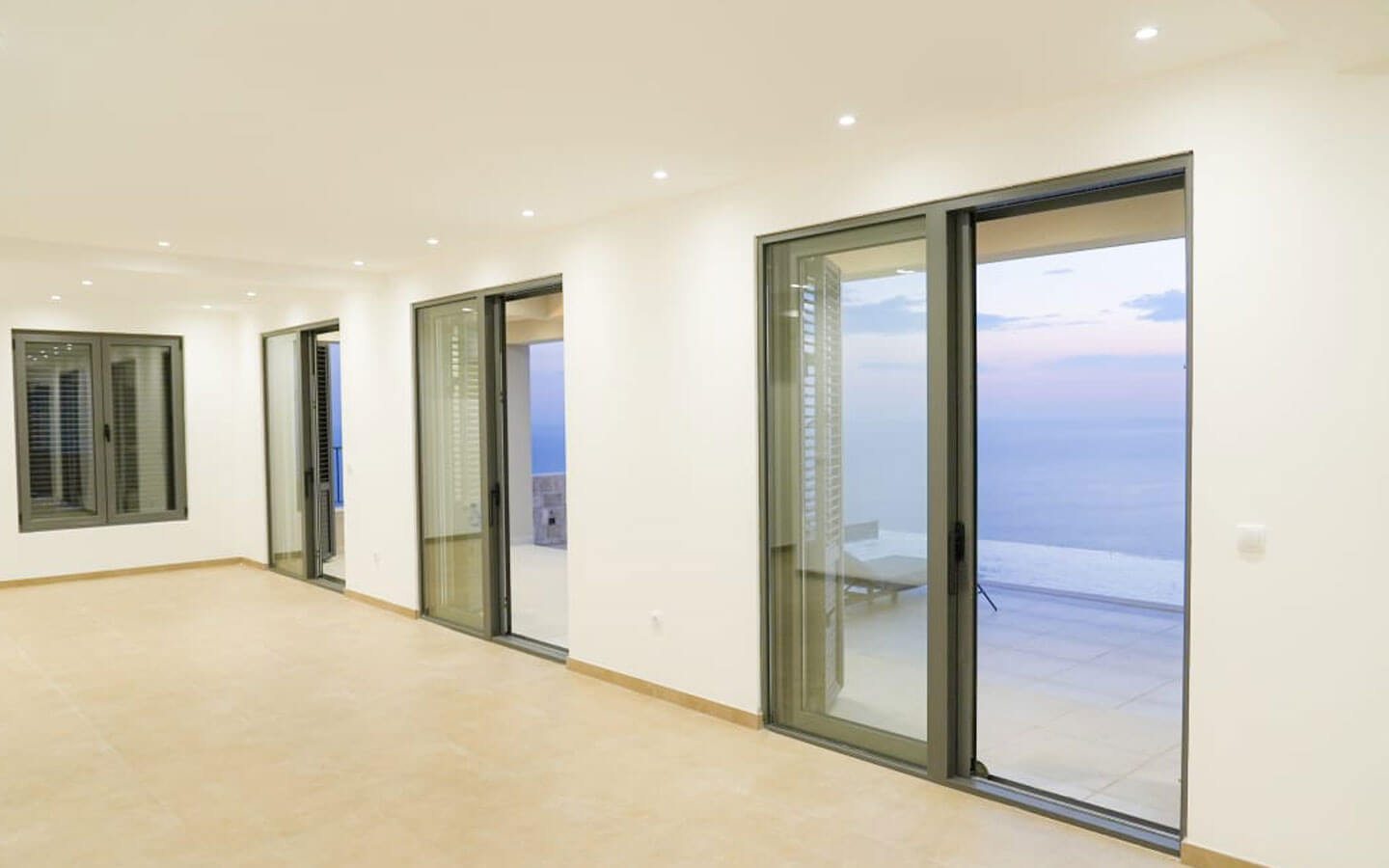 Luxury Four-bedroom Villa with Sea Views image