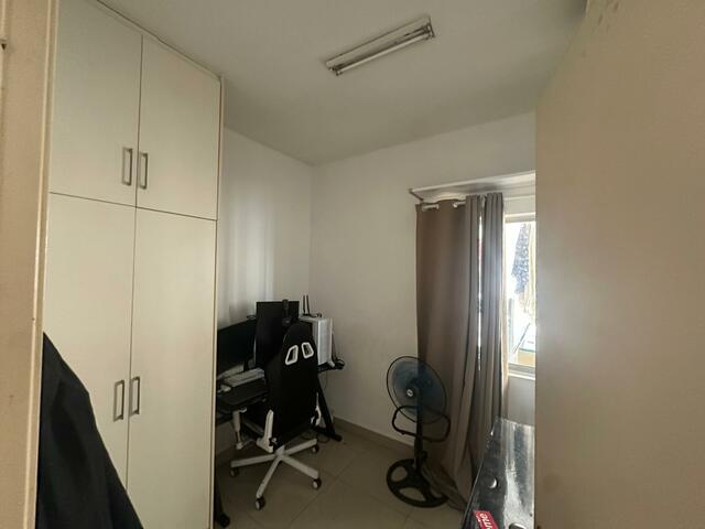 Connaught Avenue image