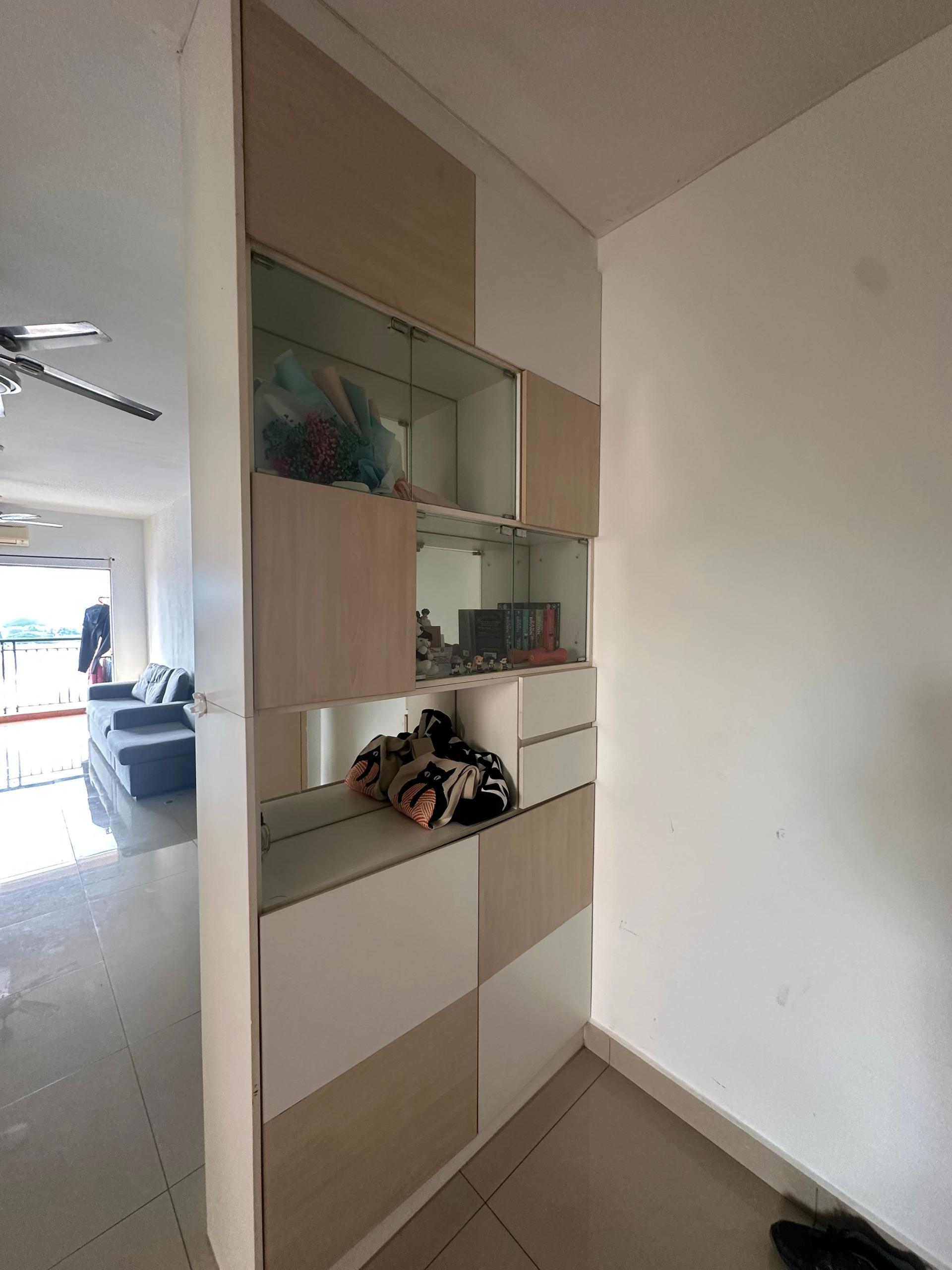 Connaught Avenue image