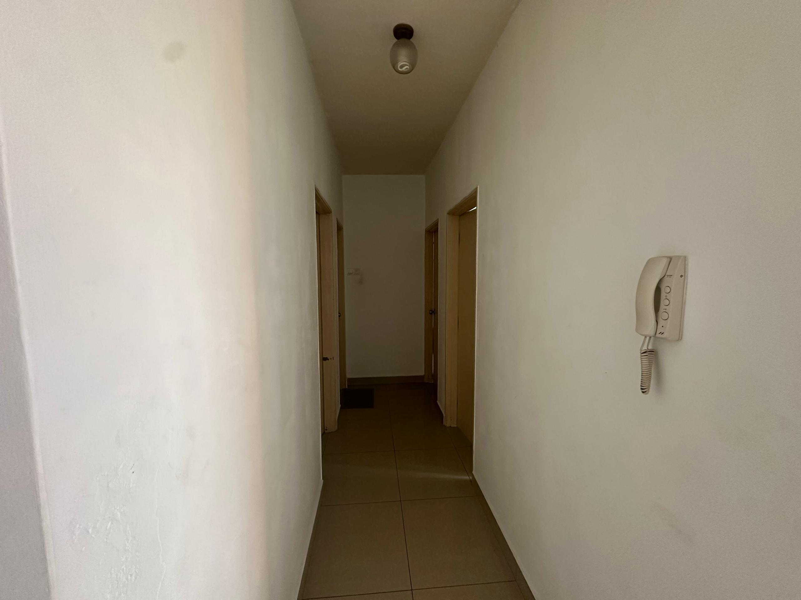 Connaught Avenue image