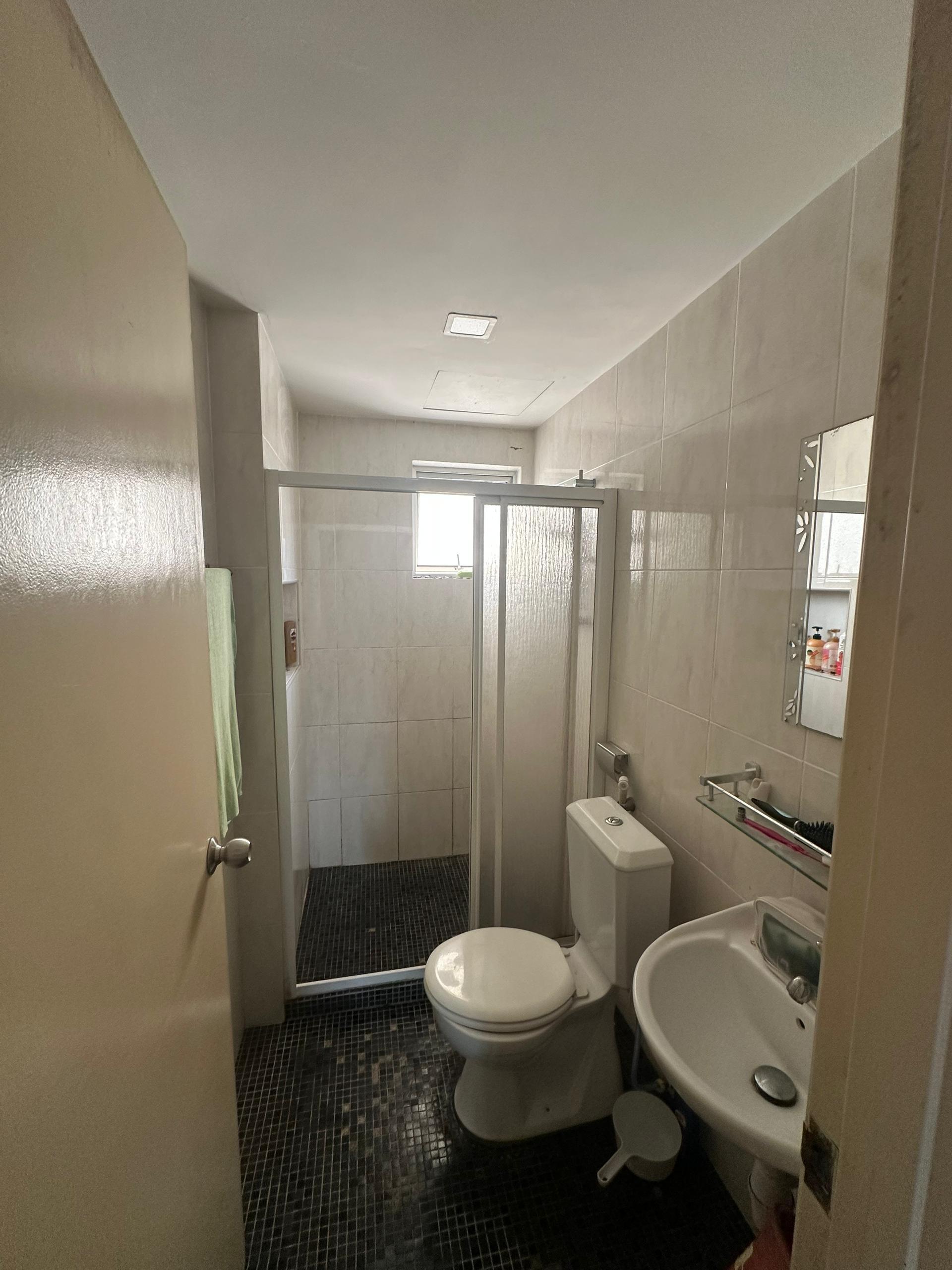 Connaught Avenue image