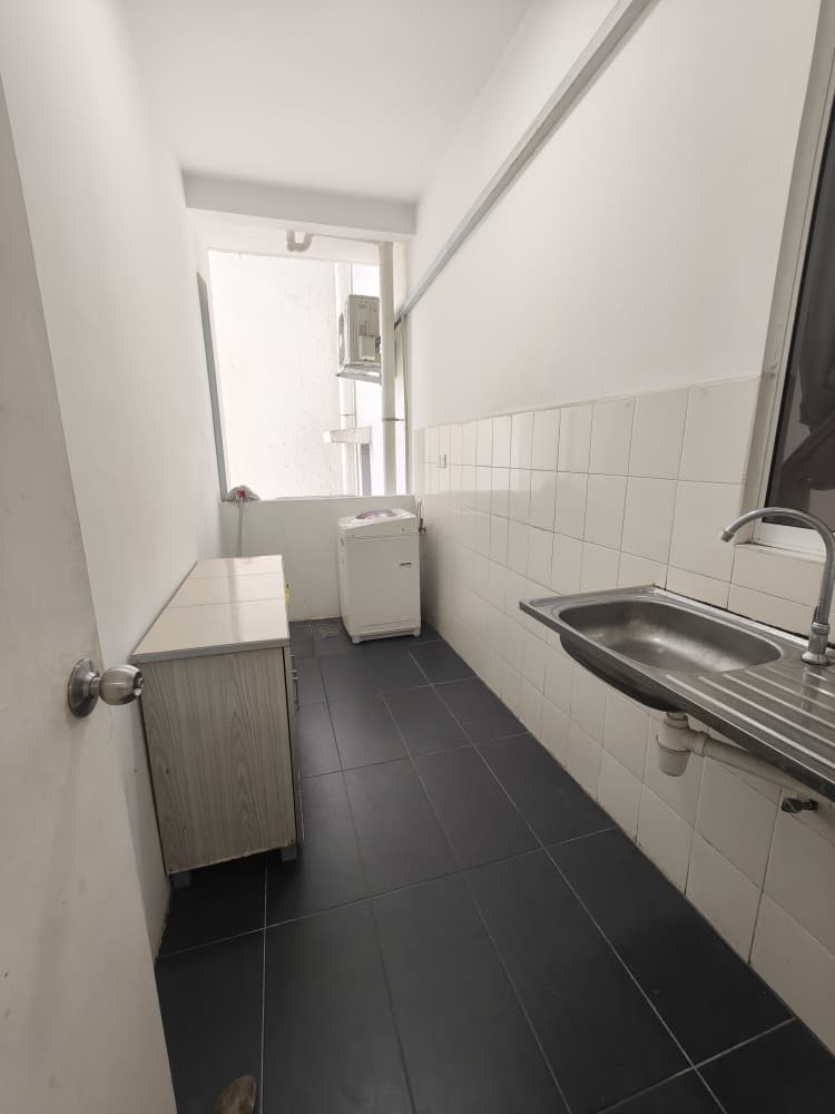 The palm condo Kinarut image