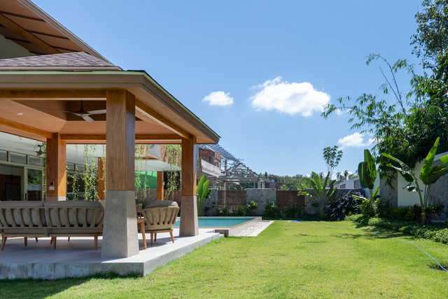 A Low-Density Pool Villa Investment in Cherngtalay image