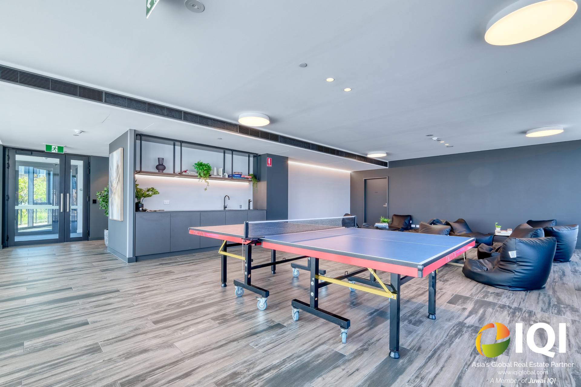 Sky-High City Living in the Heart of Perth! image