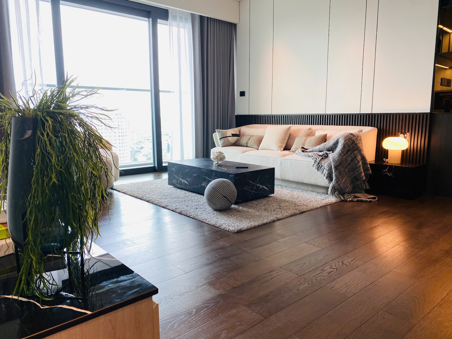 GRAND MARINA SAIGON 2 BEDROOMS, MONTHLY RENR $4000 image