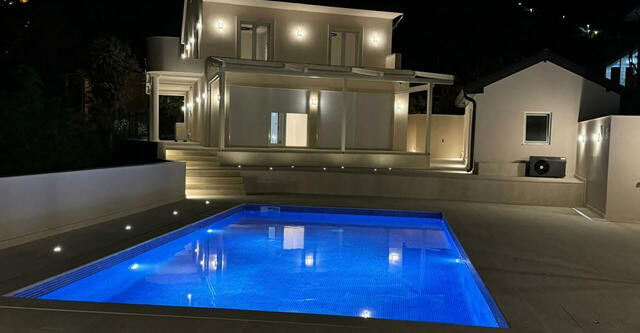 Brand-New Luxury House with Pool and Spa image