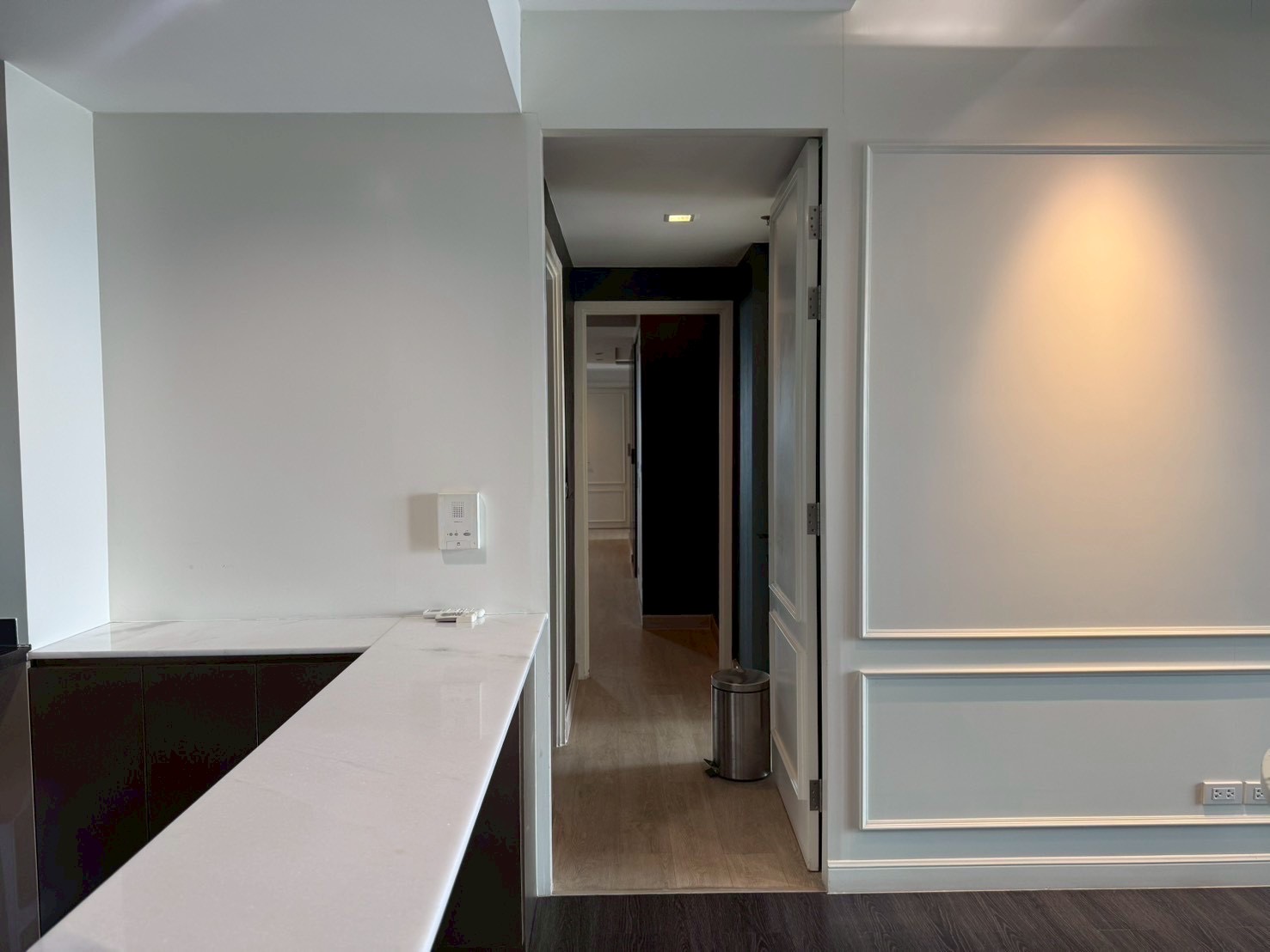 Rare Riverfront Residence in Bangkok | High-Floor Exclusive Unit | Starview Rama 3 For Sale image