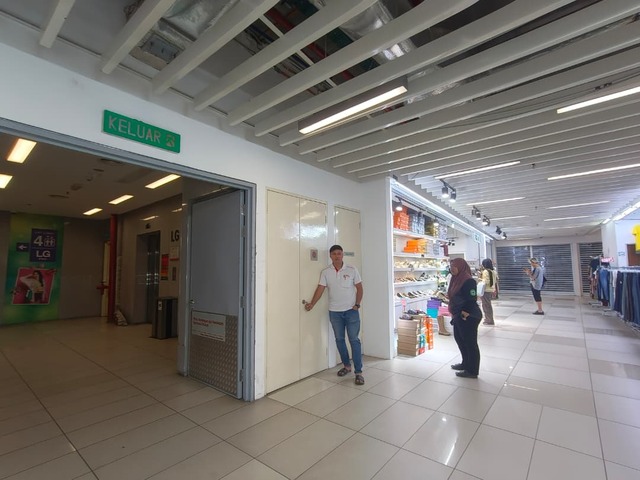 Kenanga Wholesale City photo