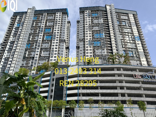 LBS Skylake Residence photo