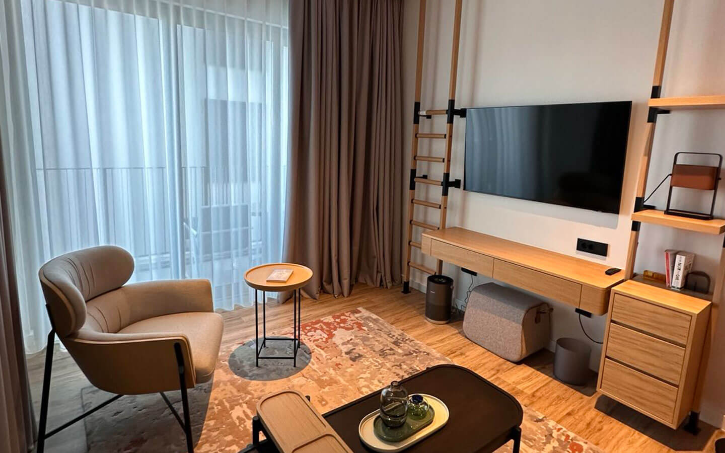 Elegant One-Bedroom Apartment for Sale in Porto Montenegro image