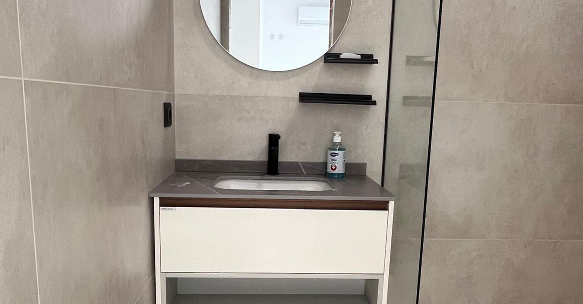 Modern 3-Bedroom Villa with Pool and Panoramic Sea View image