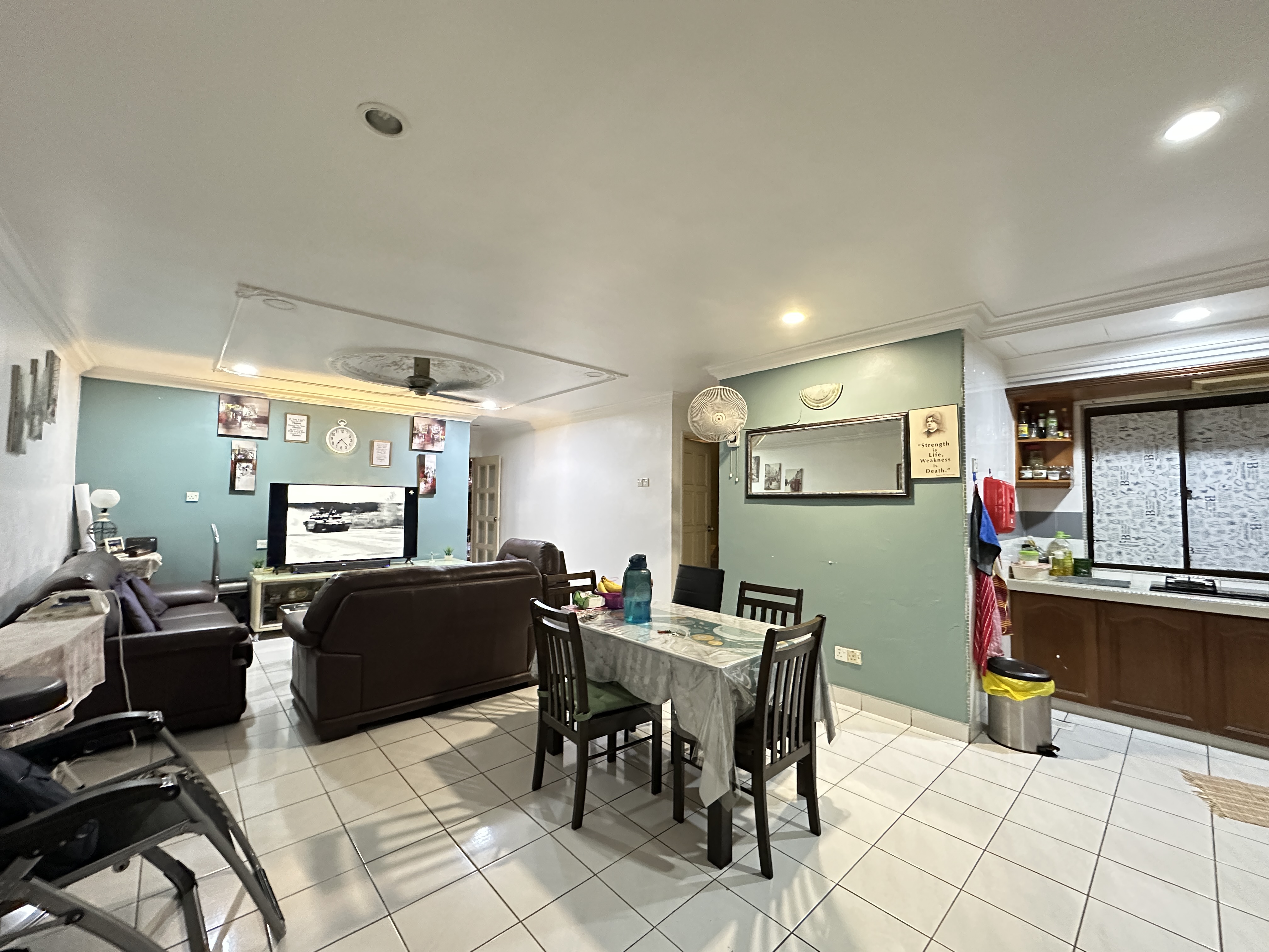 Taman Lembah Maju 600 Apartment image