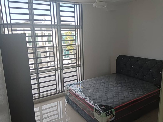 Taman La Casa Lunas image