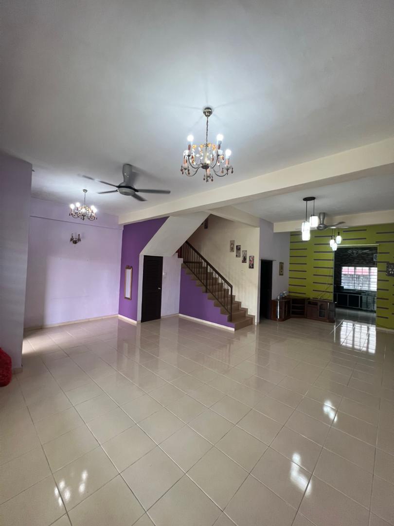 Taman Bukit Kristal image