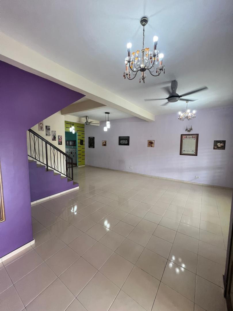 Taman Bukit Kristal image