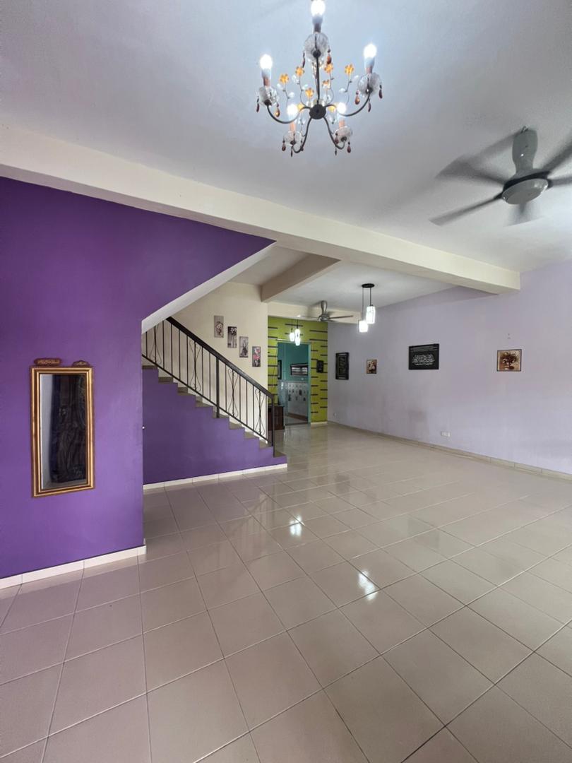 Taman Bukit Kristal image