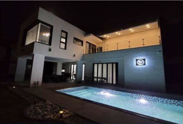 Suneung Creekside Villa image