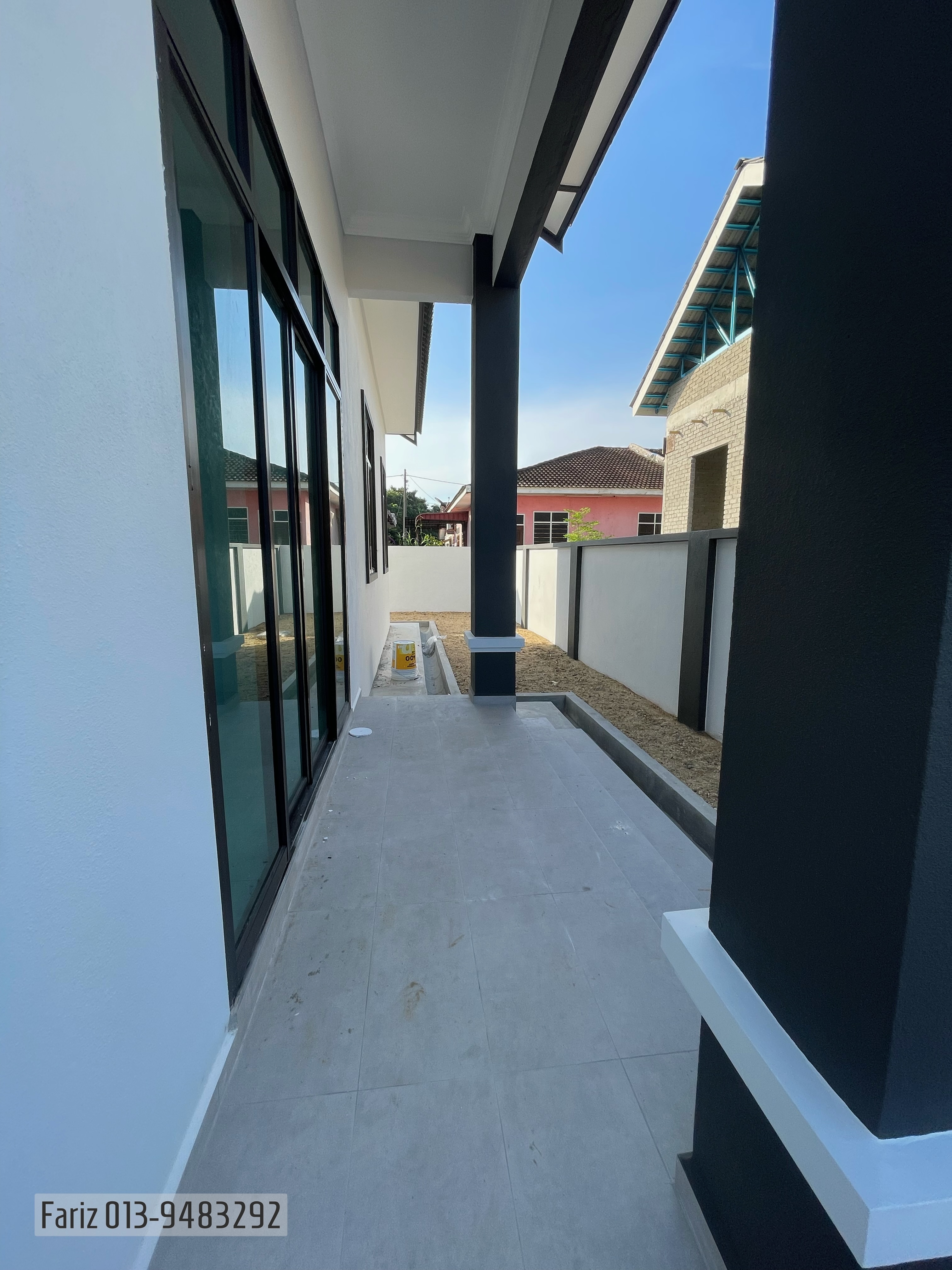 Kampung Sura Tengah image