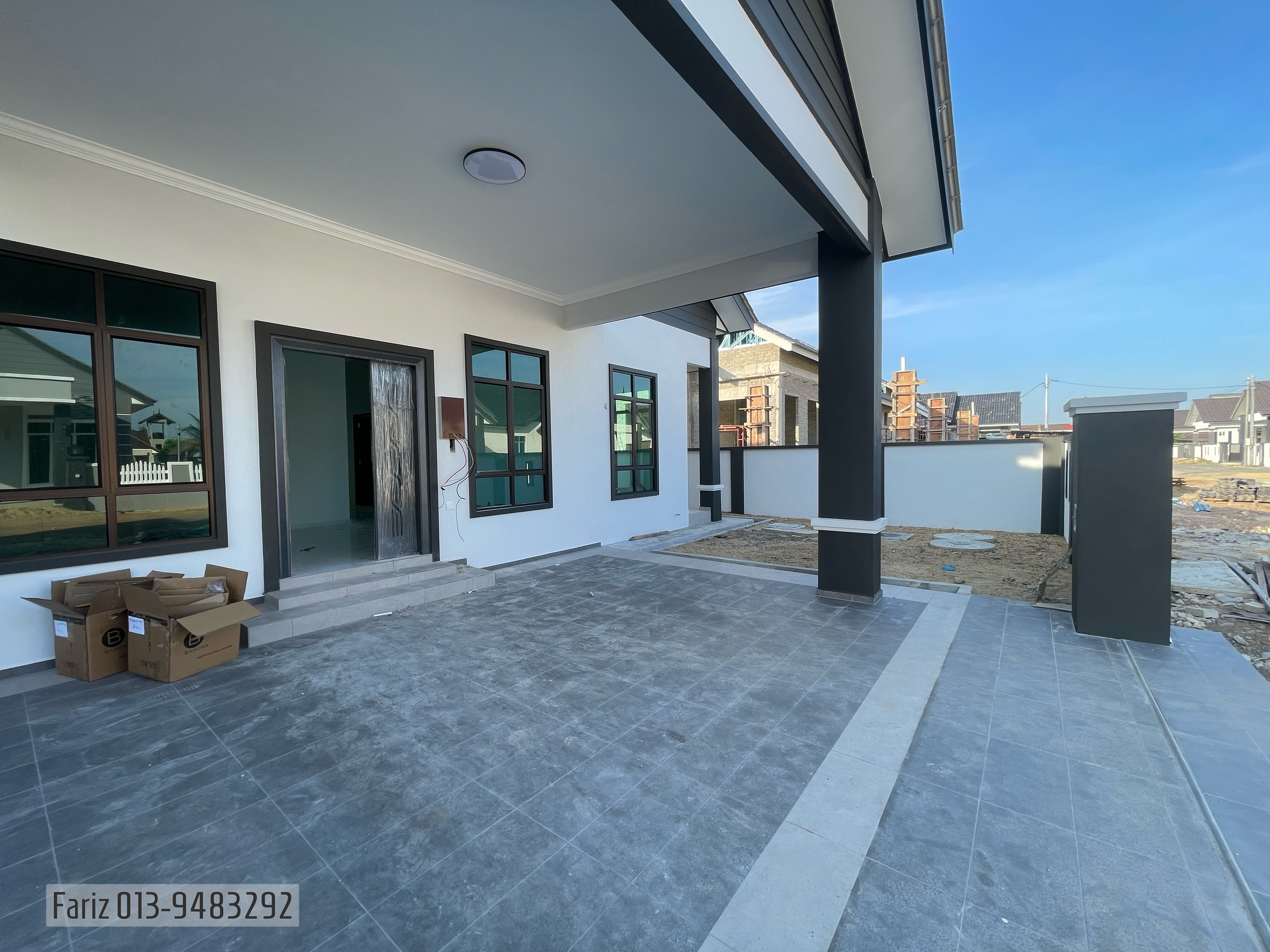 Kampung Sura Tengah image