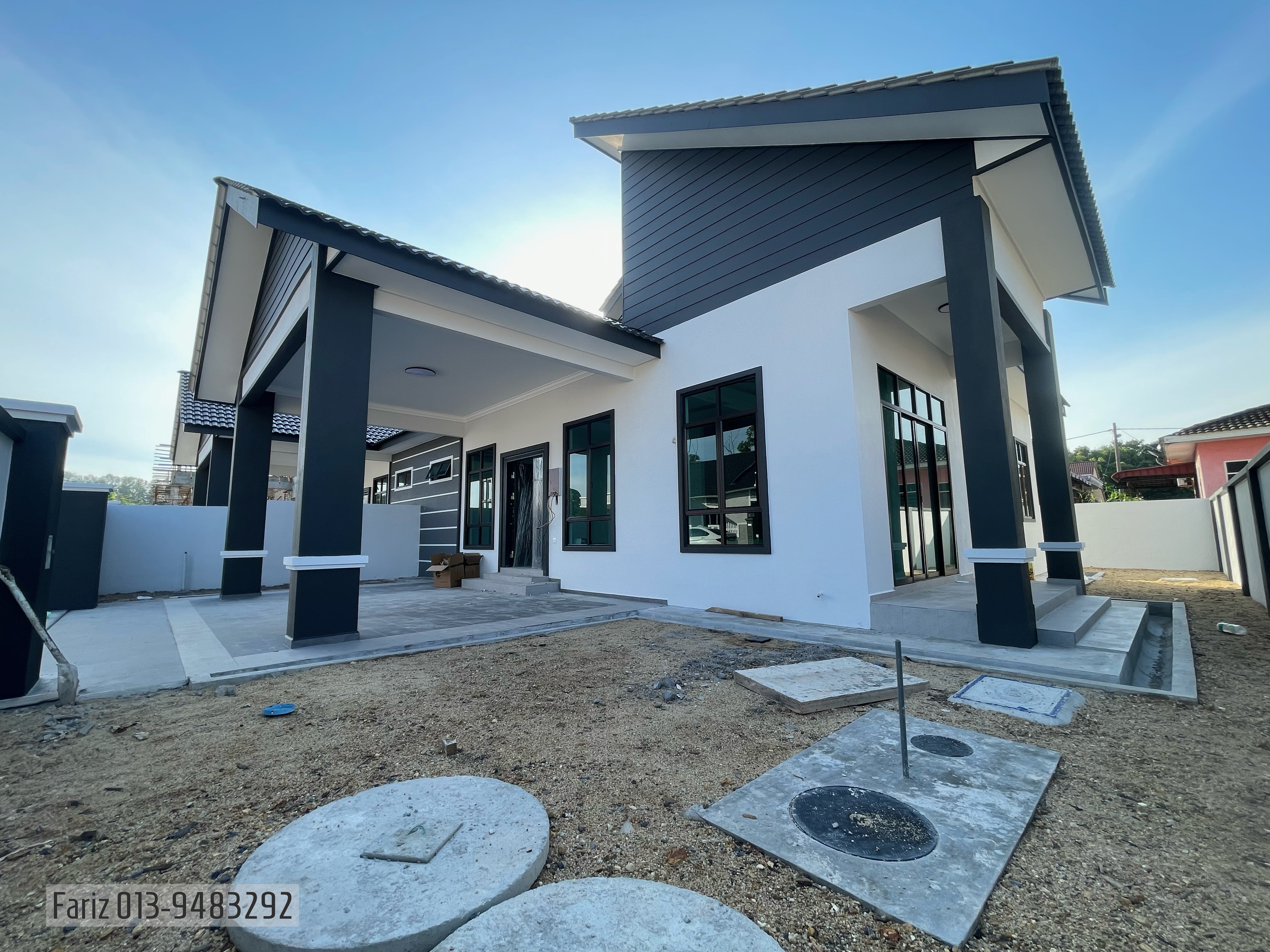 Kampung Sura Tengah image