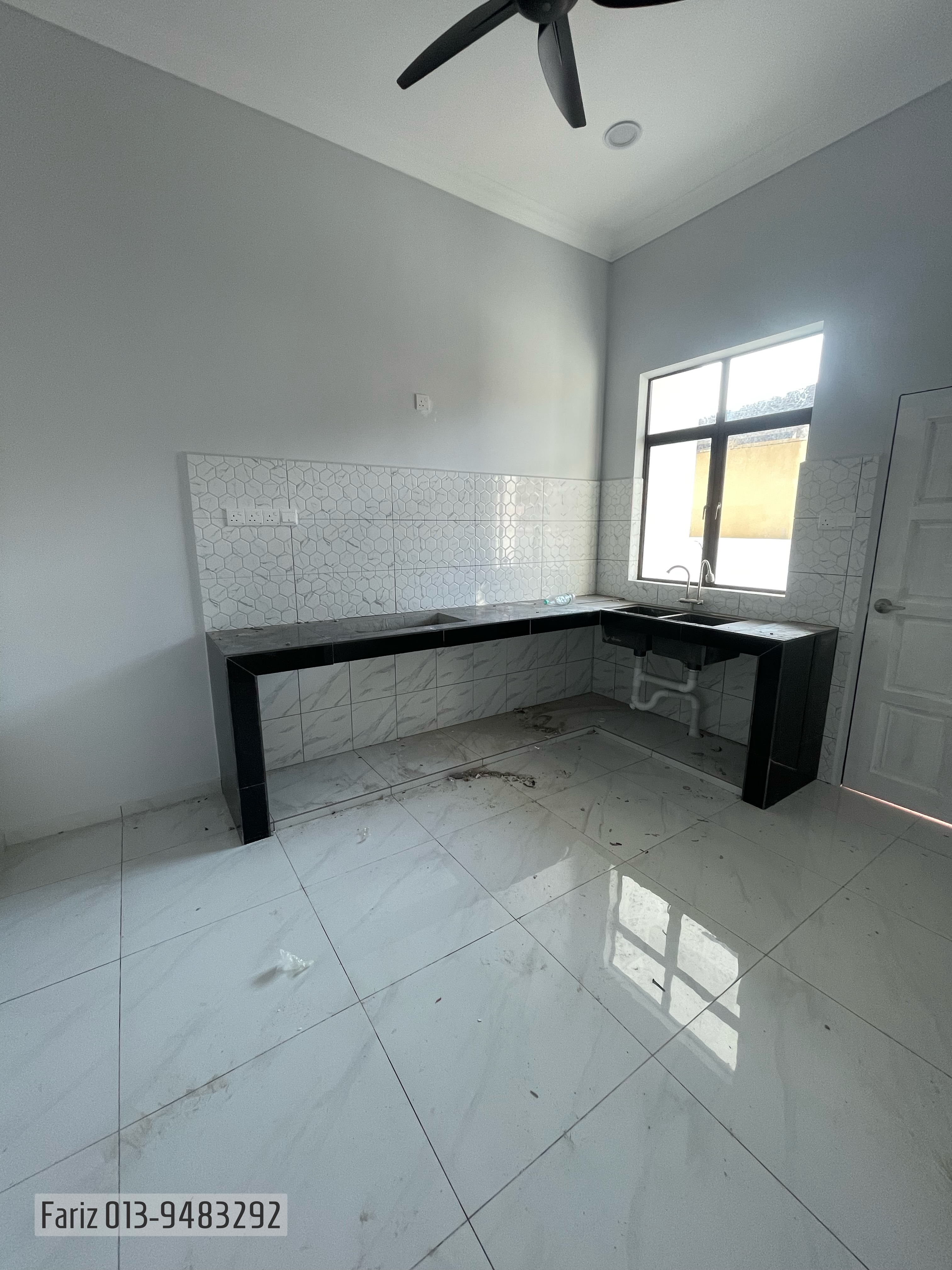 Kampung Sura Tengah image