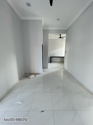 Kampung Sura Tengah image