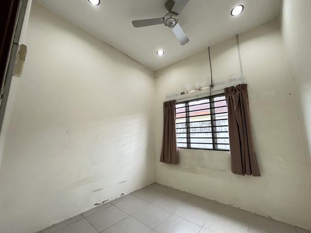 Taman Telok image