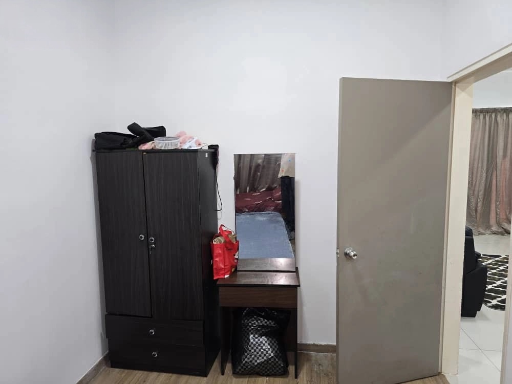 Zeta Residence image