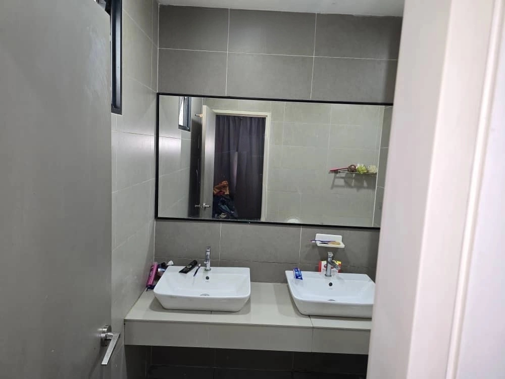 Zeta Residence image