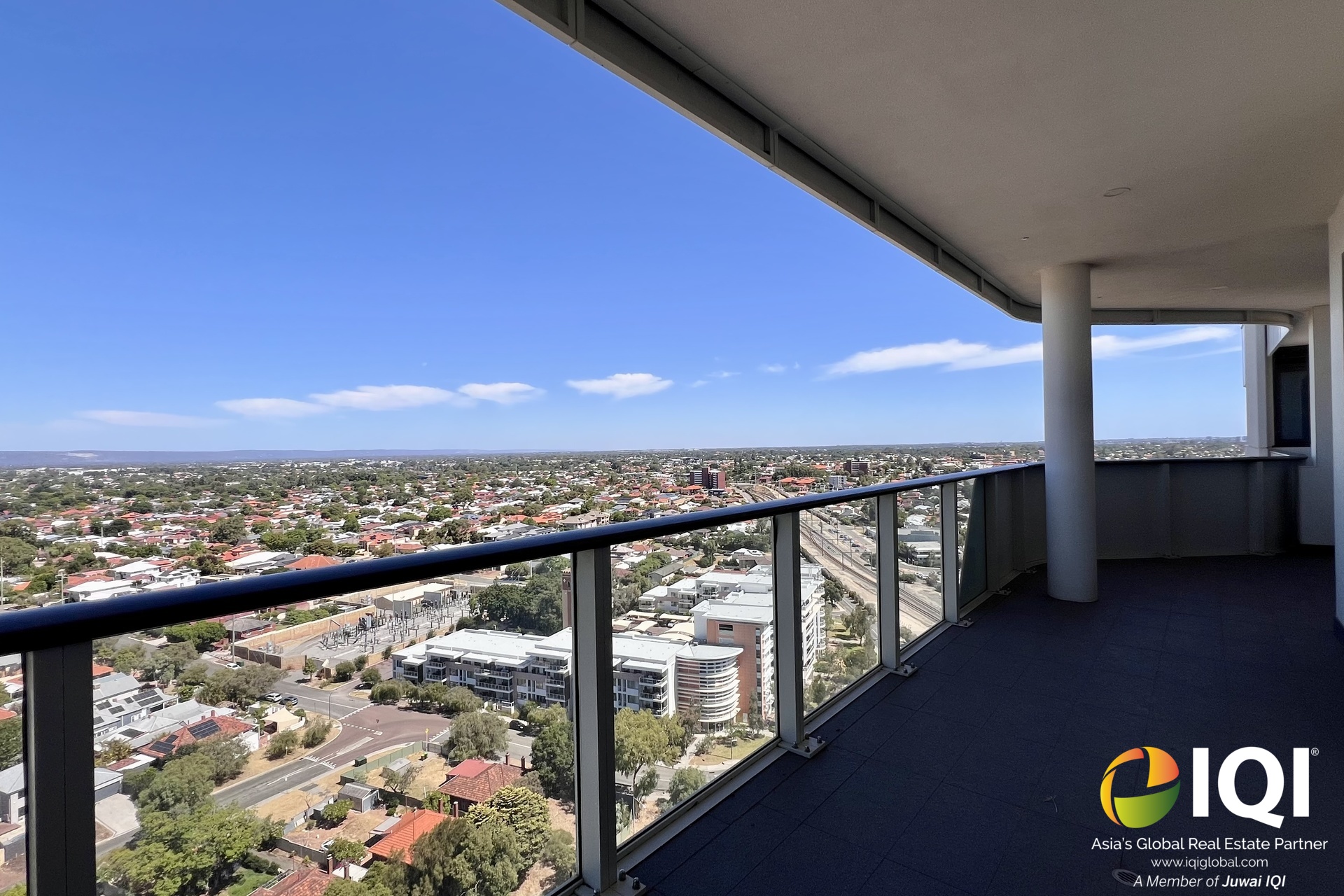 Living In The Heart of Burswood with Sunrise Views
 image