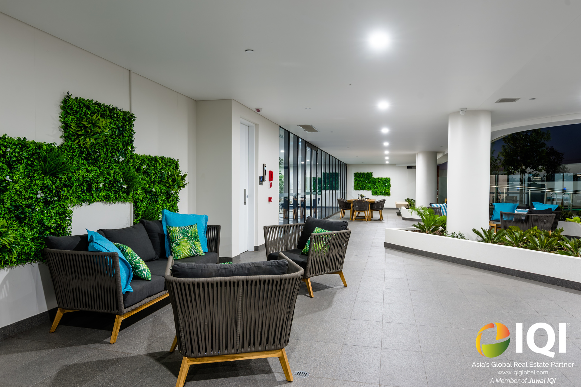 Living In The Heart of Burswood with Sunrise Views
 image