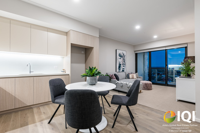 Living In The Heart of Burswood with Sunrise Views
 image