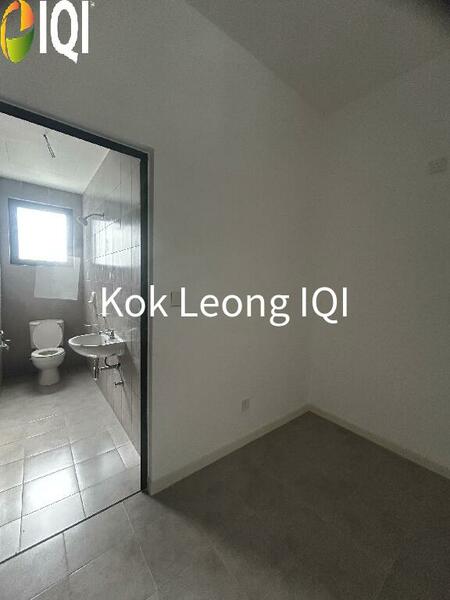 Freesia Residences @ Tropicana Aman