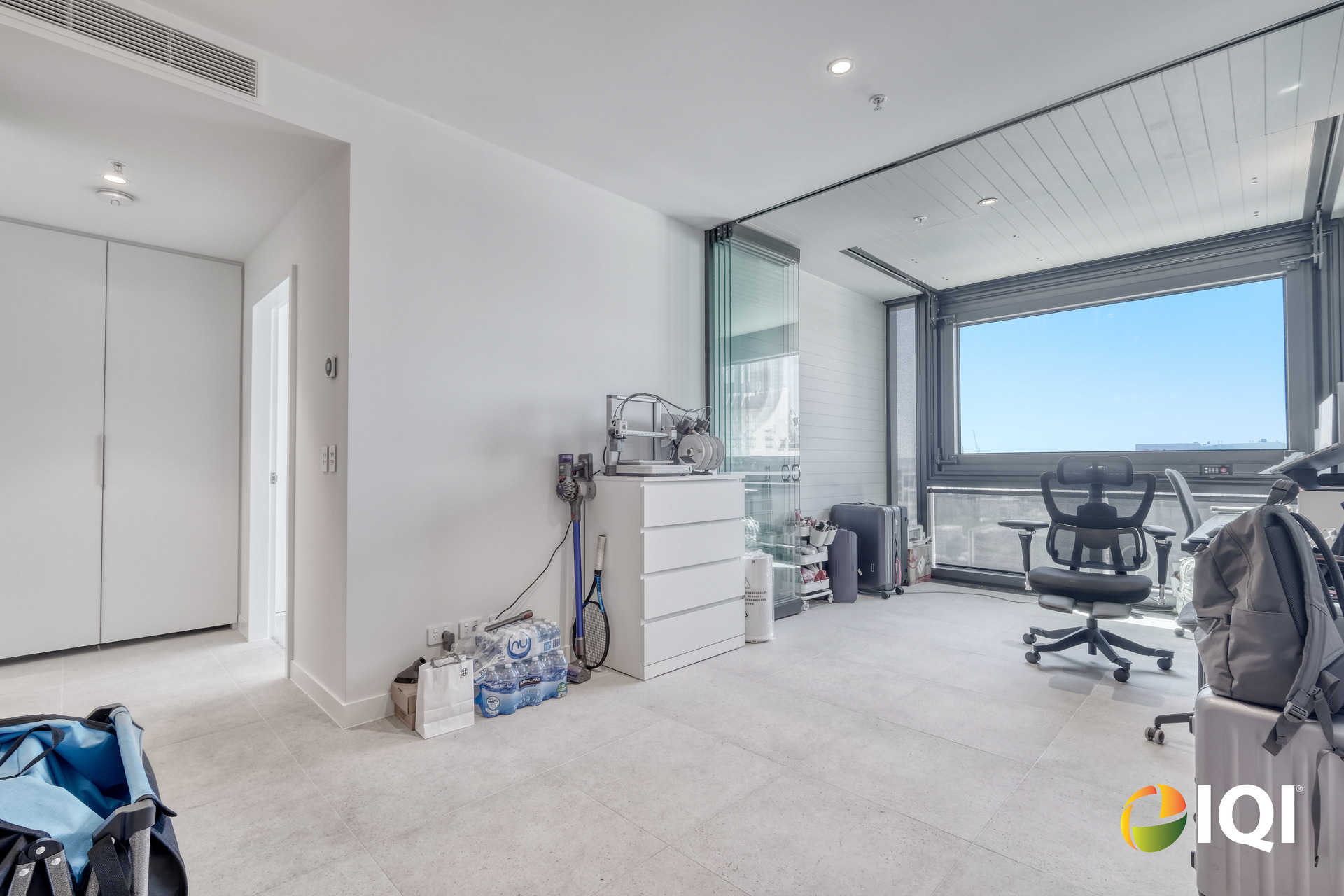 Sky-High City Living in the Heart of Perth! image