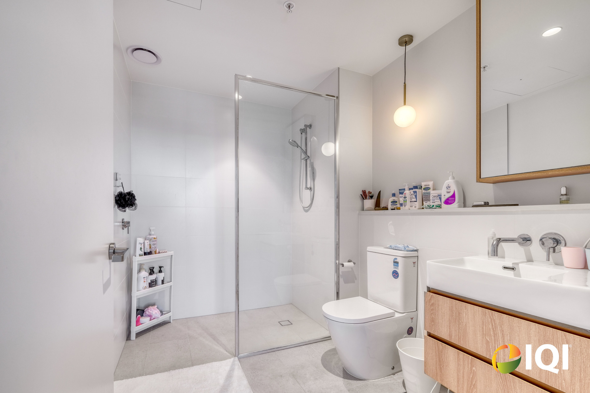 Sky-High City Living in the Heart of Perth! image