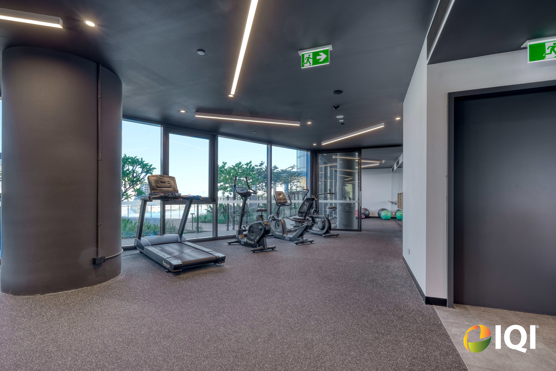 Sky-High City Living in the Heart of Perth! image