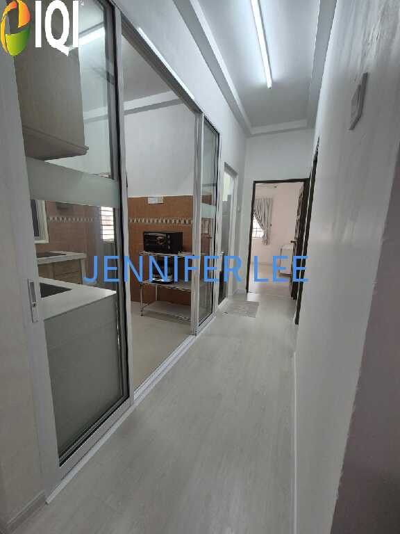 Gambier Heights image