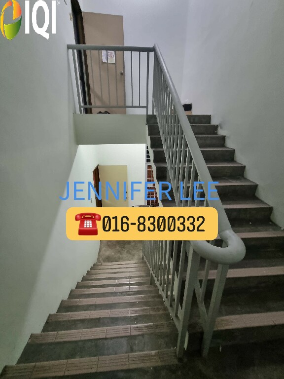 3 STOREY SHOPLOT DESA RIA SUNGAI ARA image