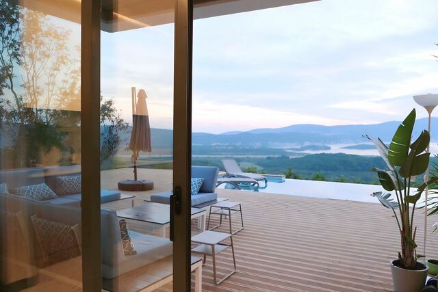 Modern Villas with Panoramic Sea Views in Green Hill image