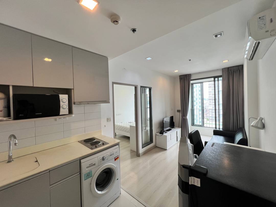 For Rent IDEO Mobi Sukhumvit 81 image