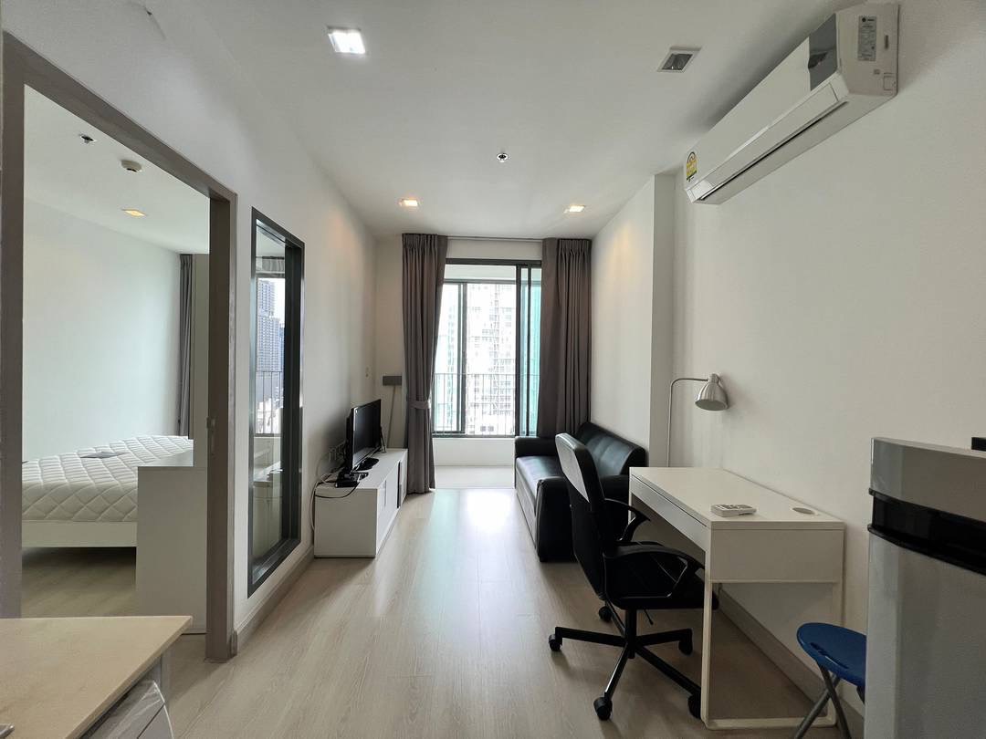 For Rent IDEO Mobi Sukhumvit 81 image